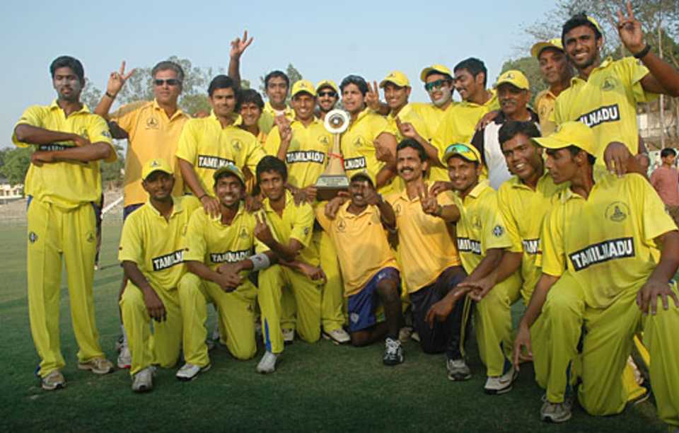 The Tamil Nadu one-day squad poses with the Vijay Hazare Trophy