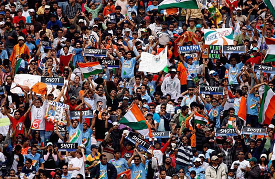 Indian fans show their support New Zealand v India, 5th ODI, Auckland, March 14, 2009