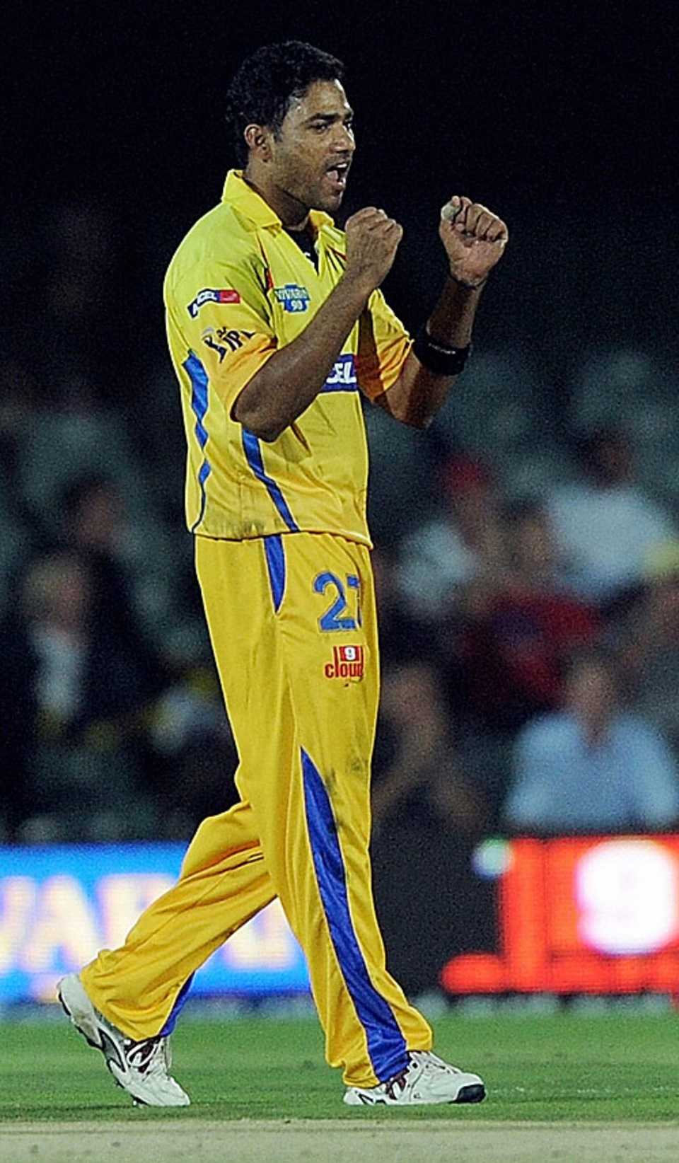 Shadab Jakati took his second consecutive four-wicket haul