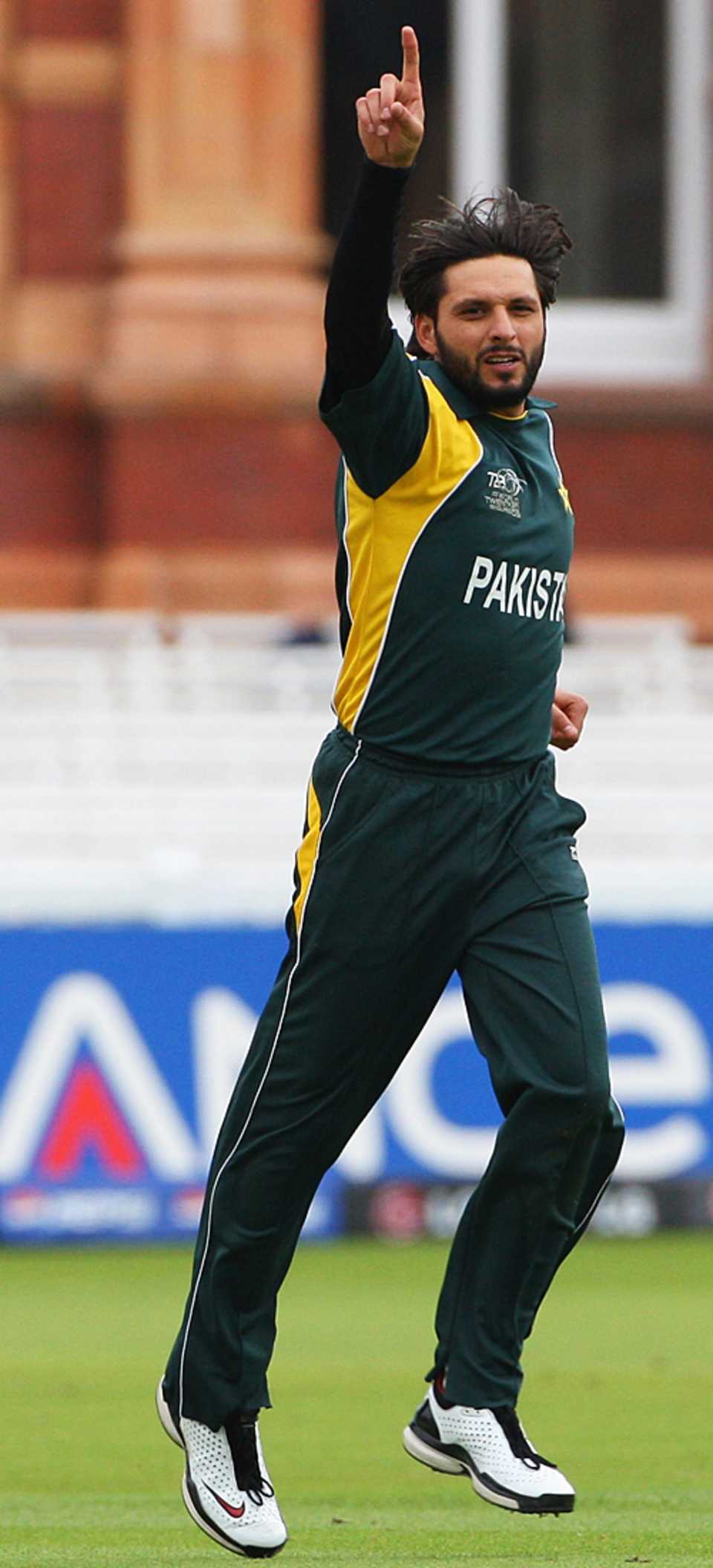 Shahid Afridi celebrates another wicket
