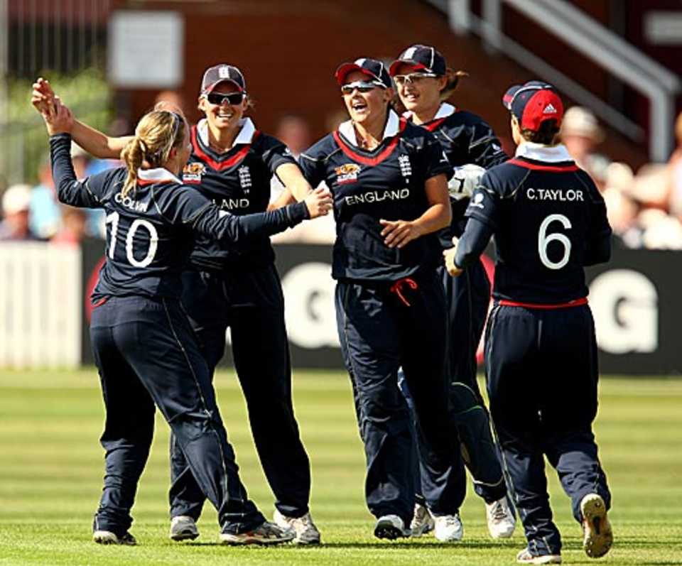 England celebrate another Indian wicket