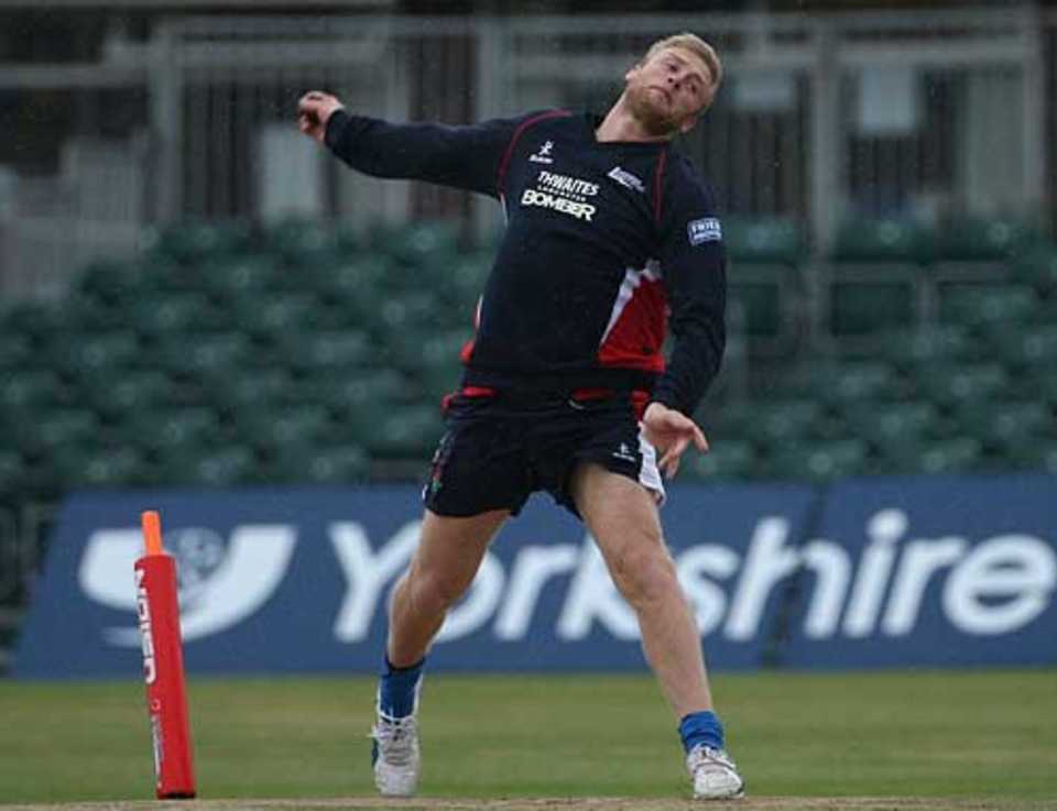 Andrew Flintoff trains as play is washed out at Aigburth