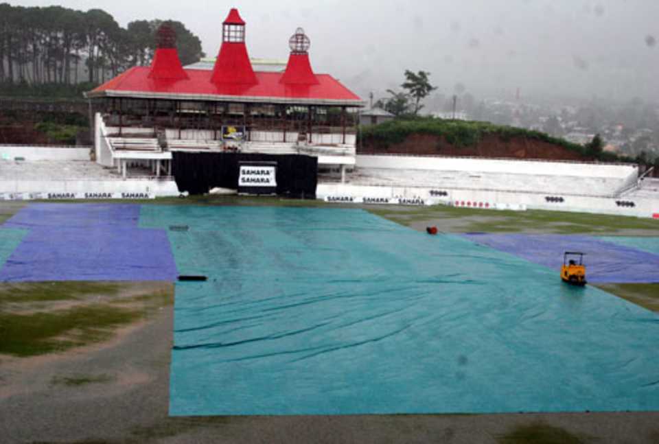 Heavy rain delayed the start of play at Dharamsala, All India Public Sector Sports Promotion Board v Indian Oil Corporation, BCCI Corporate Trophy, Dharamsala, September 2, 2009