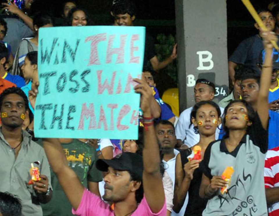 A fan shows how important he thinks the toss is at the R Premadasa Stadium