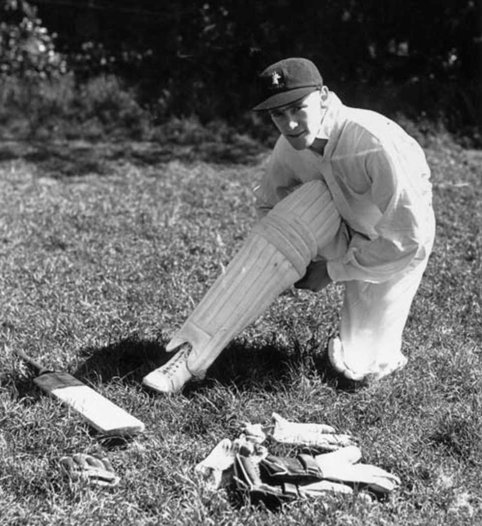 Jackie McGlew puts on his pads, first Test, England v South Africa, Trent Bridge, 9 June 1951