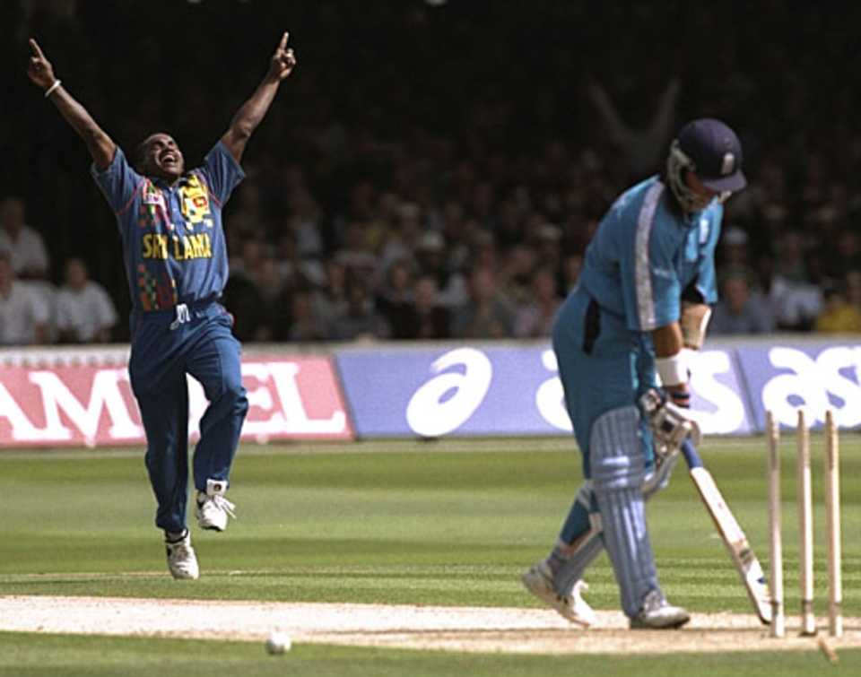Sanath Jayasuriya is ecstatic after bowling out Alec Stewart, England v Sri Lanka, Emirates Triangular Tournament, 2nd match, Lord's, August 16, 1998