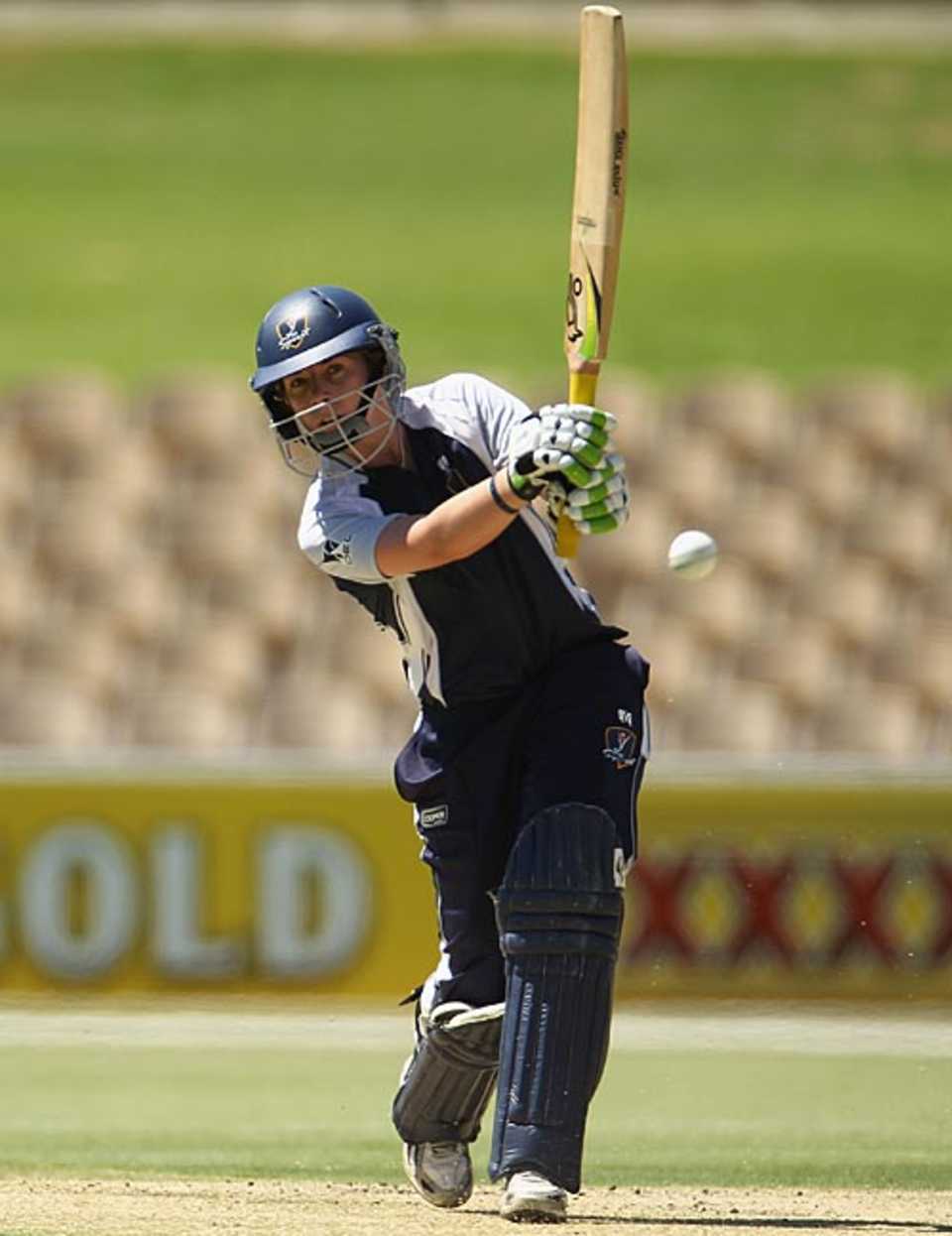 Elyse Villani drives during her innings of 29, New South Wales v Victoria, Women's Twenty20 final, Adelaide, January 23, 2009
