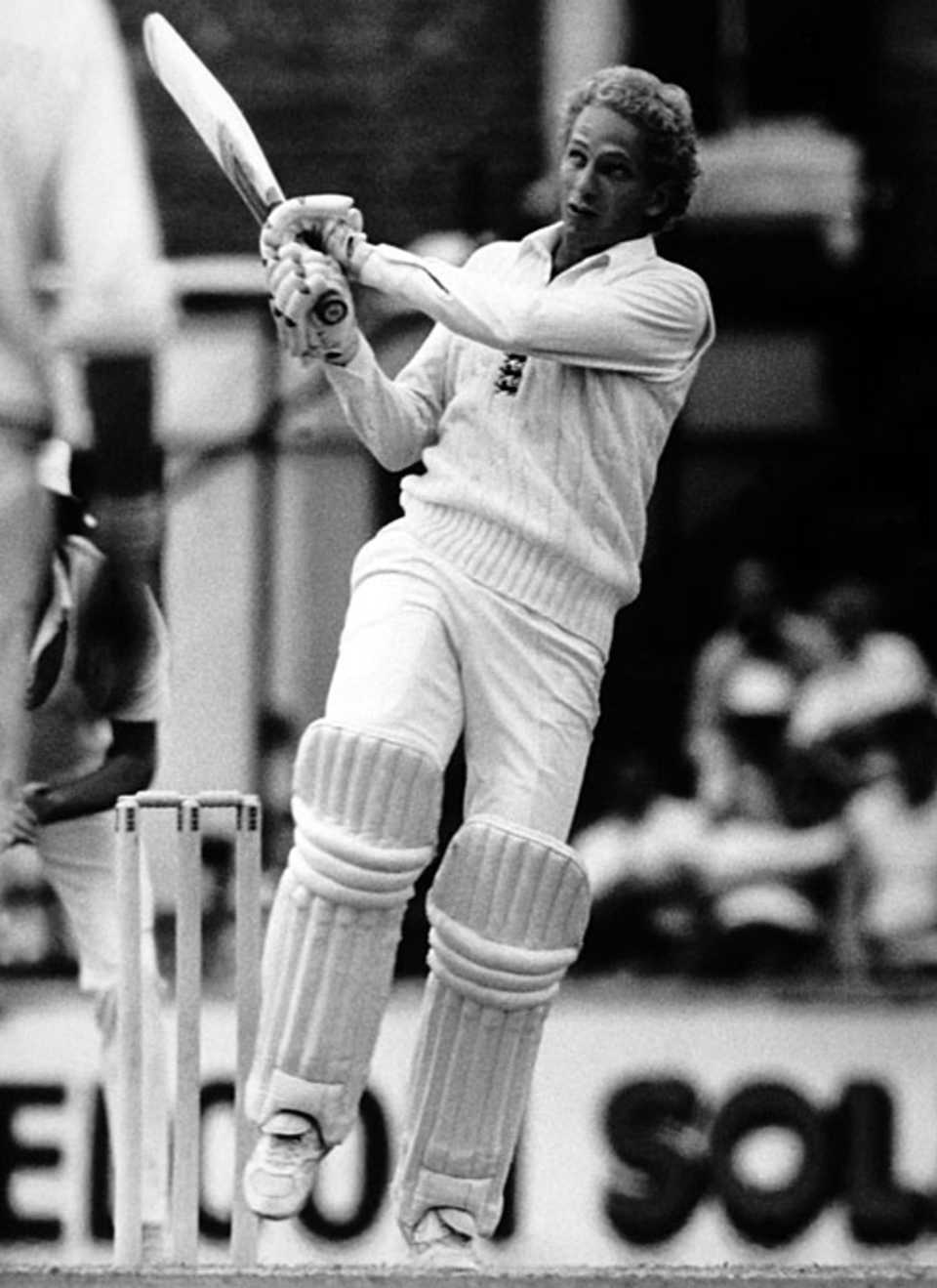 David Gower pulls on his way to 131, England v New Zealand, 3rd Test, The Oval, 3rd day, August 24, 1986
