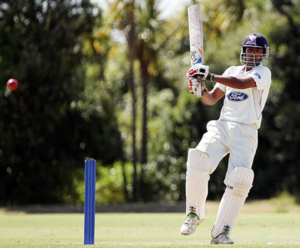Jeet Raval swivels and pulls, Auckland v Wellington, Colin Maiden Park, February 28, 2010