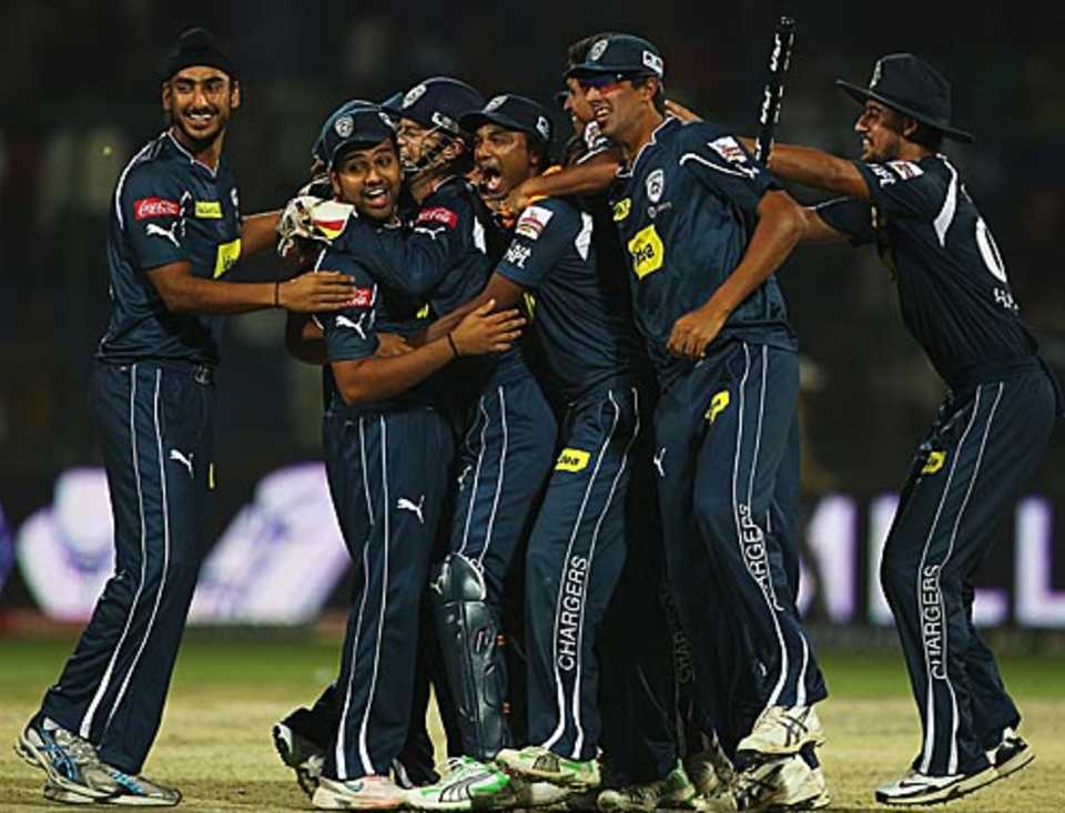 Deccan Chargers celebrate their qualification for the semi-finals