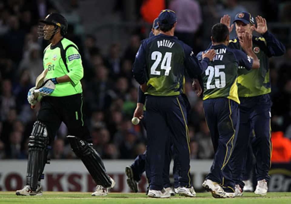 Younis Khan fell first ball as Surrey slumped to defeat at The Oval