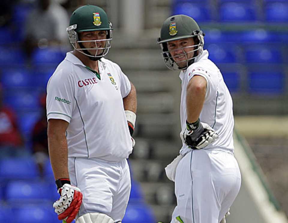 Jacques Kallis and AB de Villiers chat during their stand of 104 , West Indies v South Africa, 2nd Test, St Kitts, 5th day, June 22, 2010