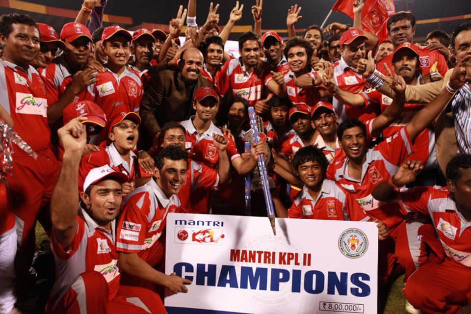 Mangalore United celebrate after winning the Karnataka Premier League 2010