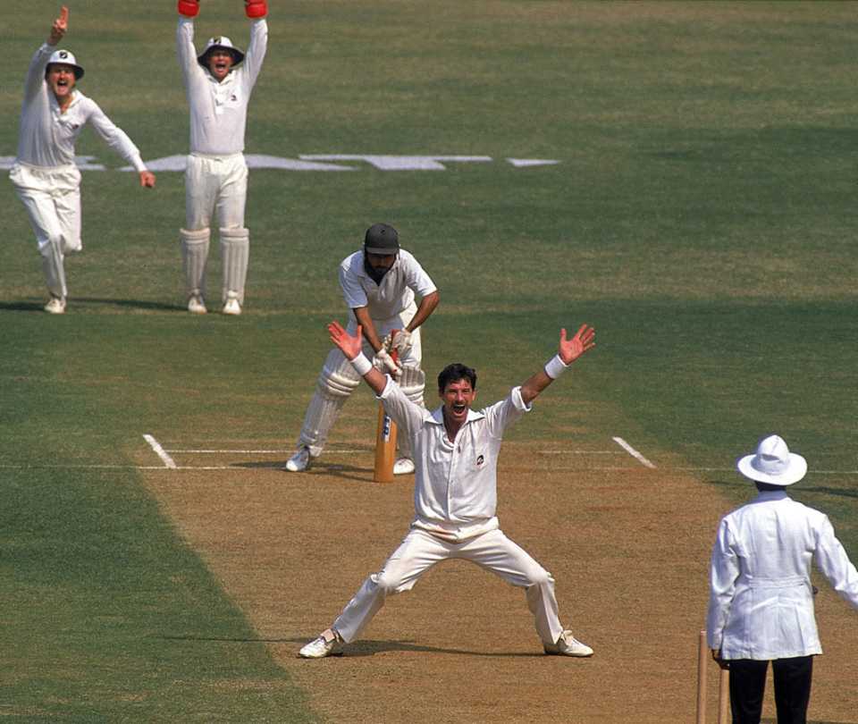 Richard Hadlee appeals for a wicket