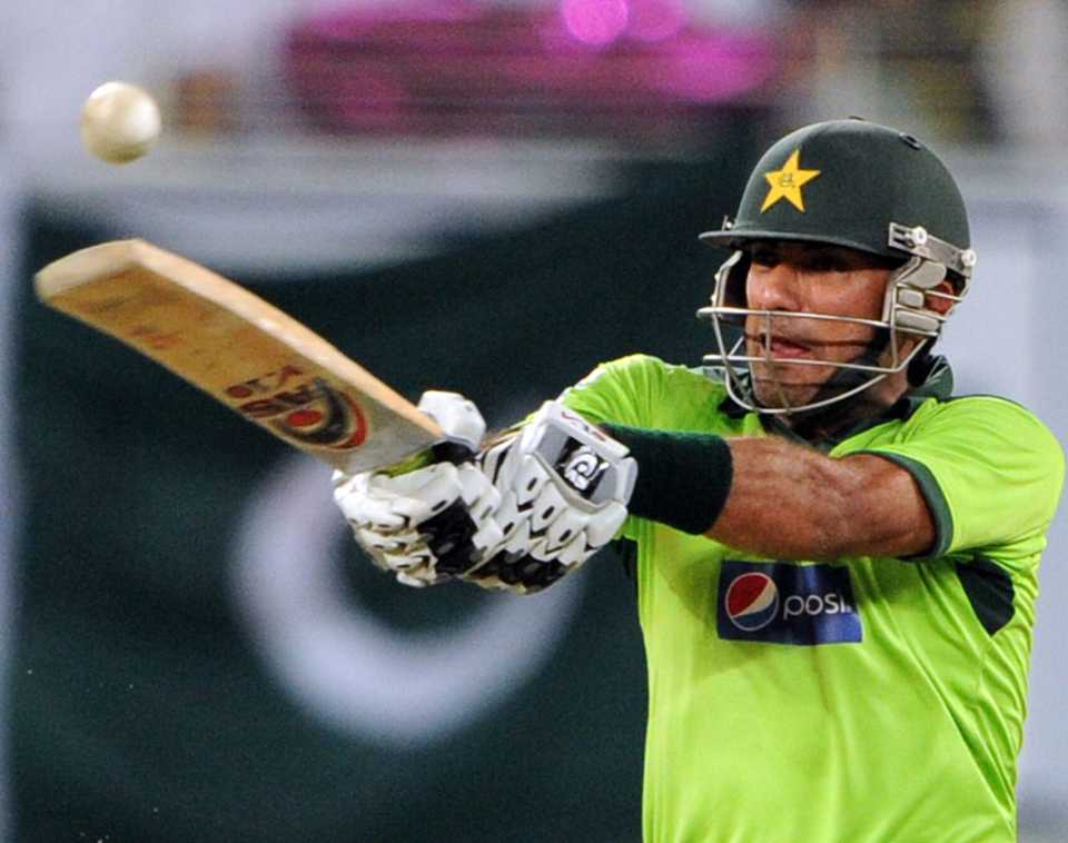 Wahab Riaz hit 18 off 10 balls to put Pakistan on the brink