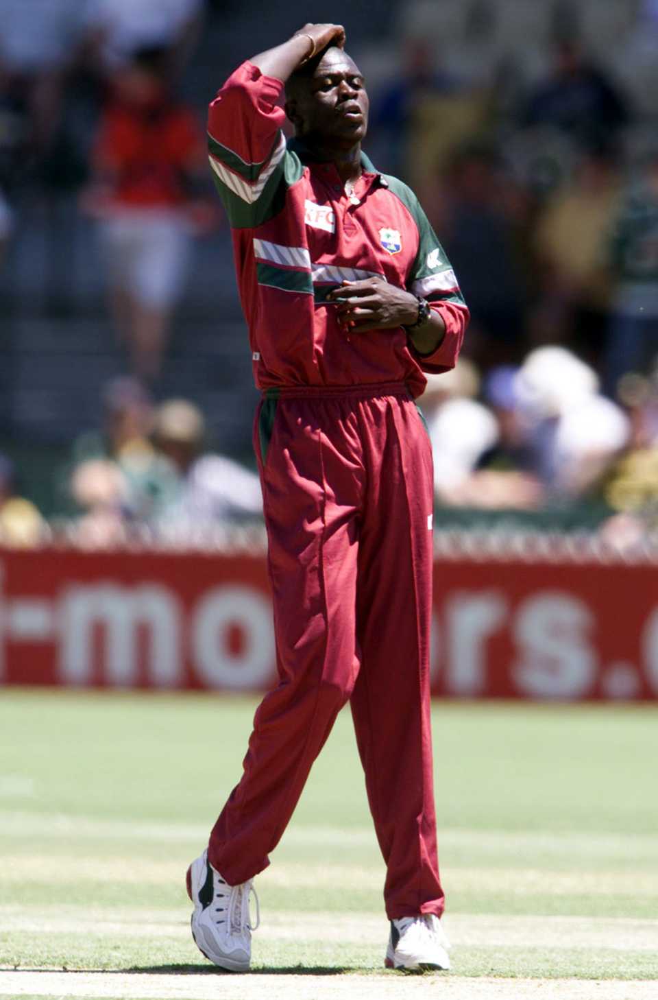 Cameron Cuffy is frustrated by the Australia A batsmen, Australia A v West Indies, Adelaide, January 9, 2001