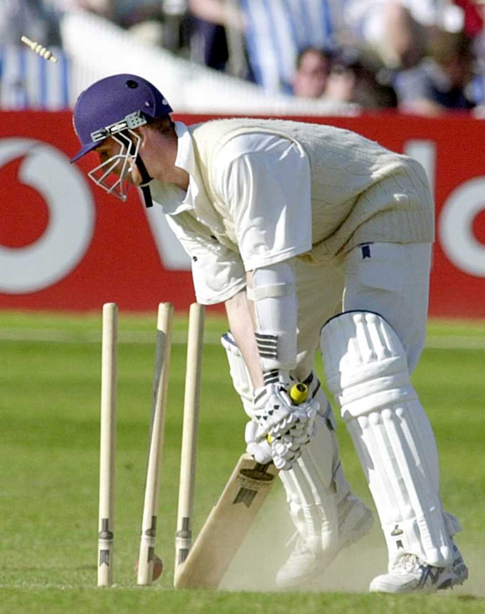 James Kirtley is yorked, Sussex v Surrey, Benson & Hedges Cup quarter-final, Hove, May 23, 2001
