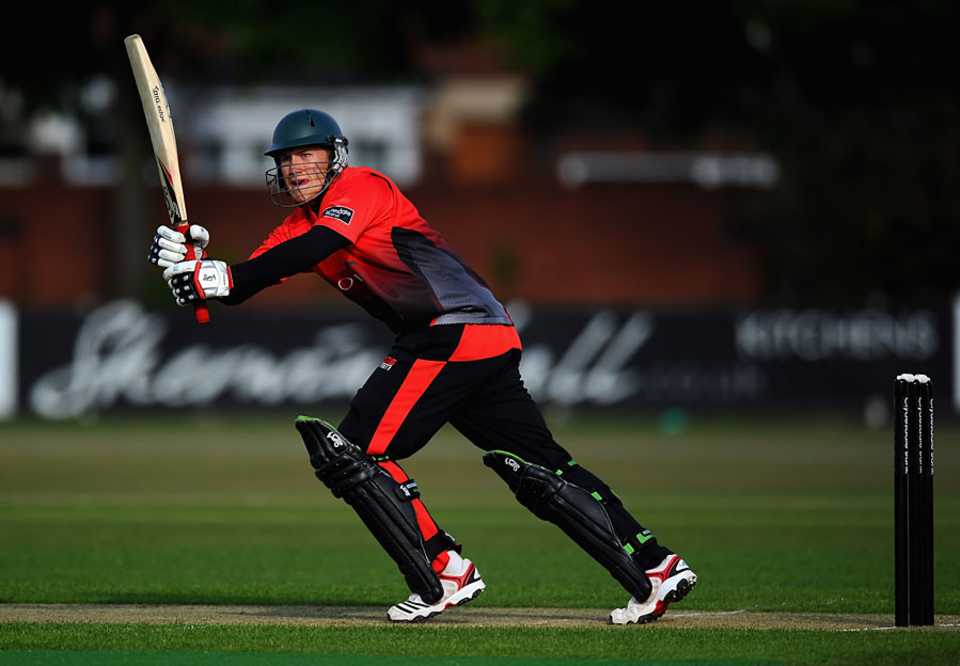 Josh Cobb's 87 wasn't enough for Leicestershire