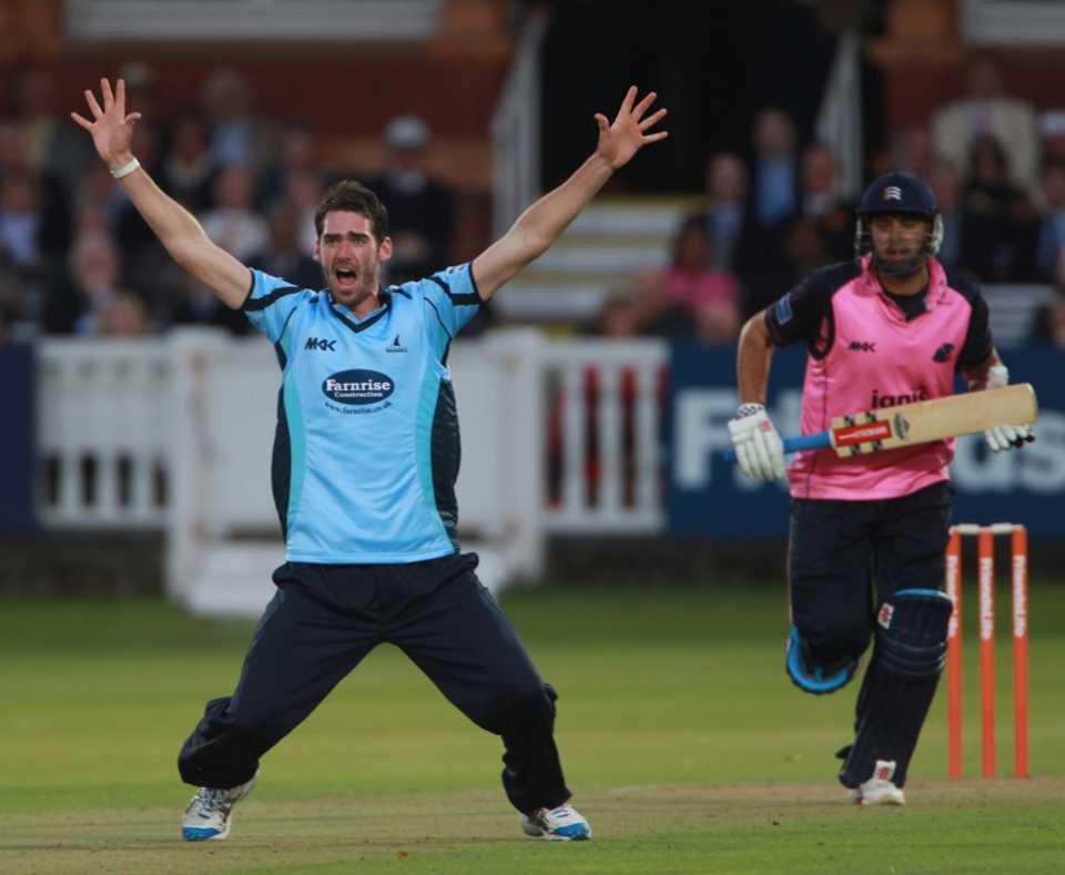 Chris Liddle took four wickets to hasten Middlesex's defeat