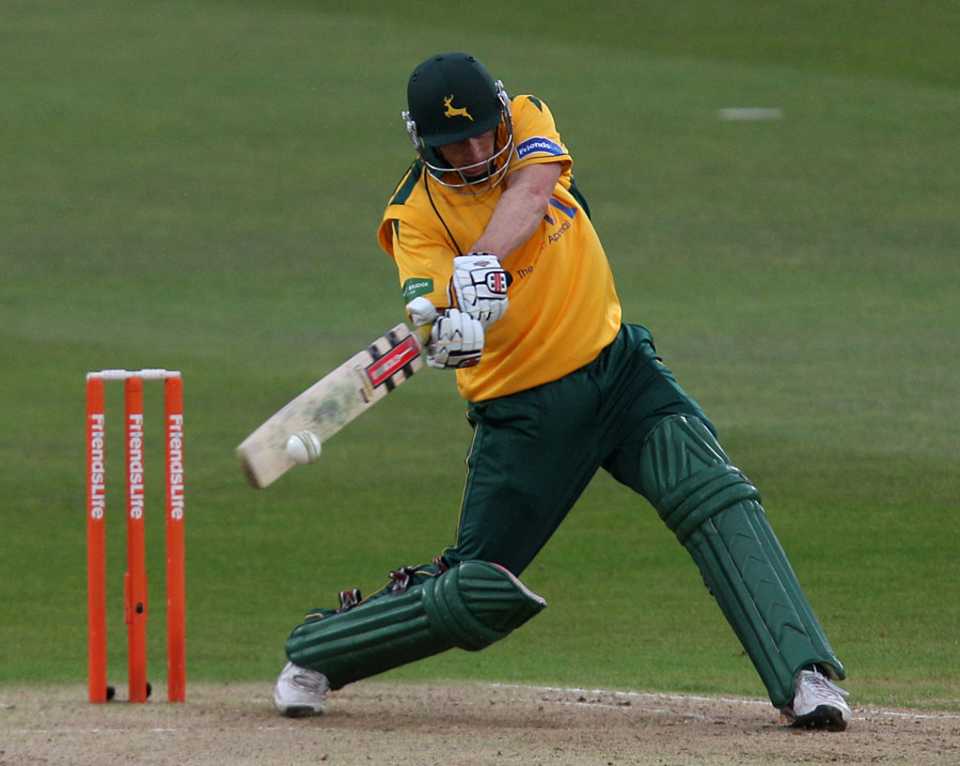 David Hussey slammed 73 off 37 balls against Leicestershire before rain arrived