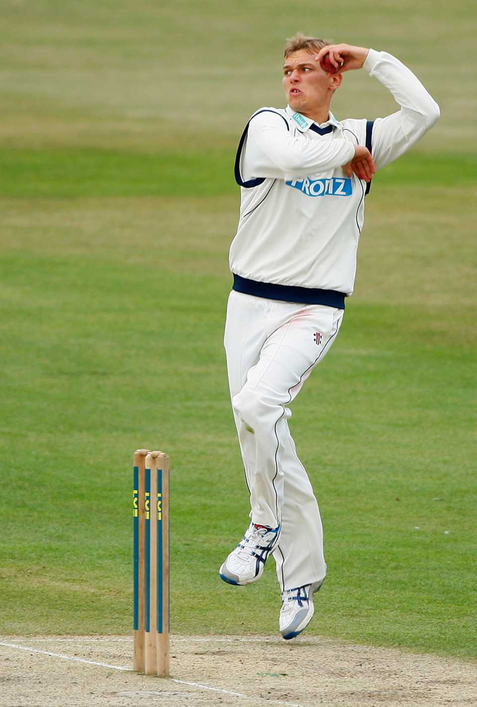 Danny Briggs helped Hampshire keep Sussex in check