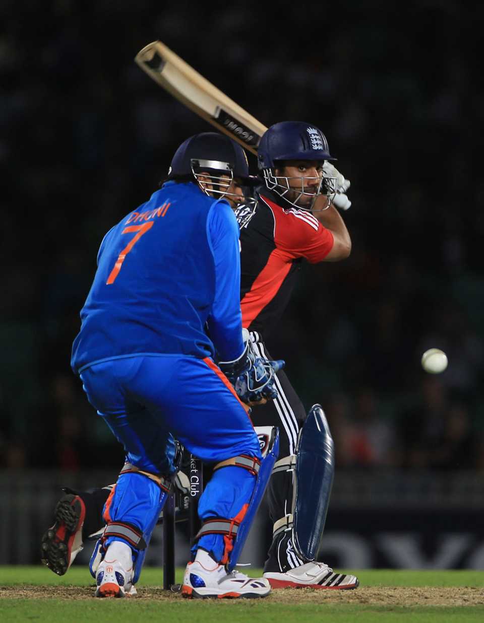Ravi Bopara anchored England's chase with 40 from 41 deliveries, England v India, 3rd ODI, The Oval, September 9 2011