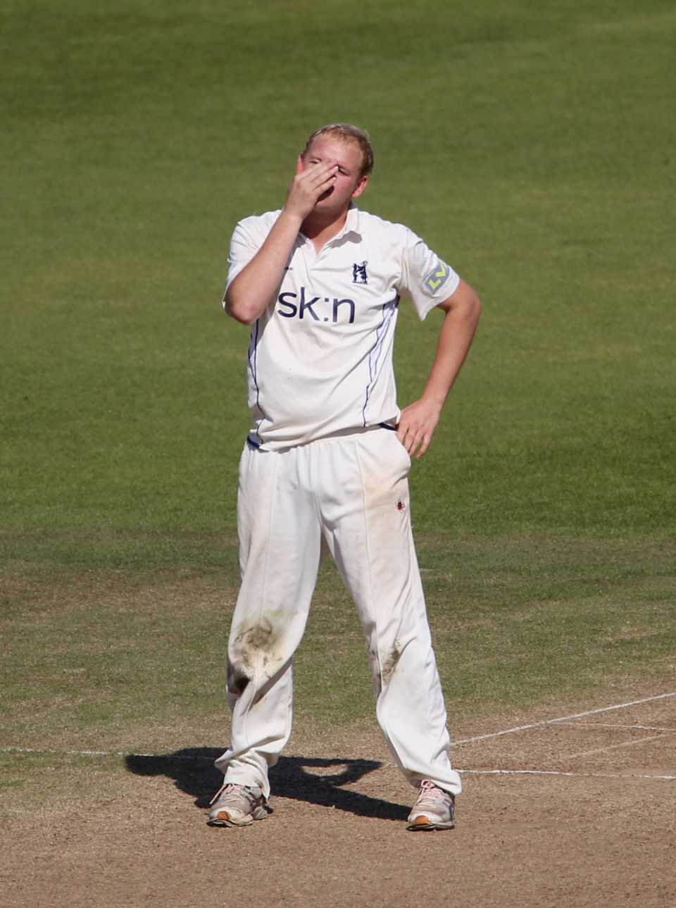 Warwickshire's Chris Metters rues a missed chance