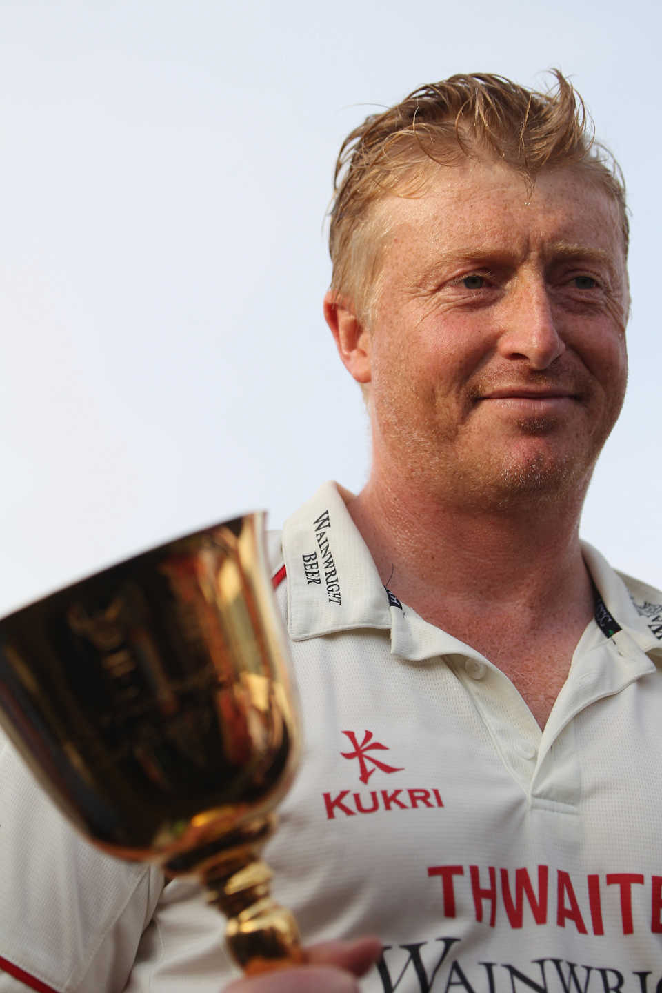 Lancashire captain Glen Chapple holds the County Championship trophy, Somerset v Lancashire, County Championship, Division One, Taunton, September 15, 2011