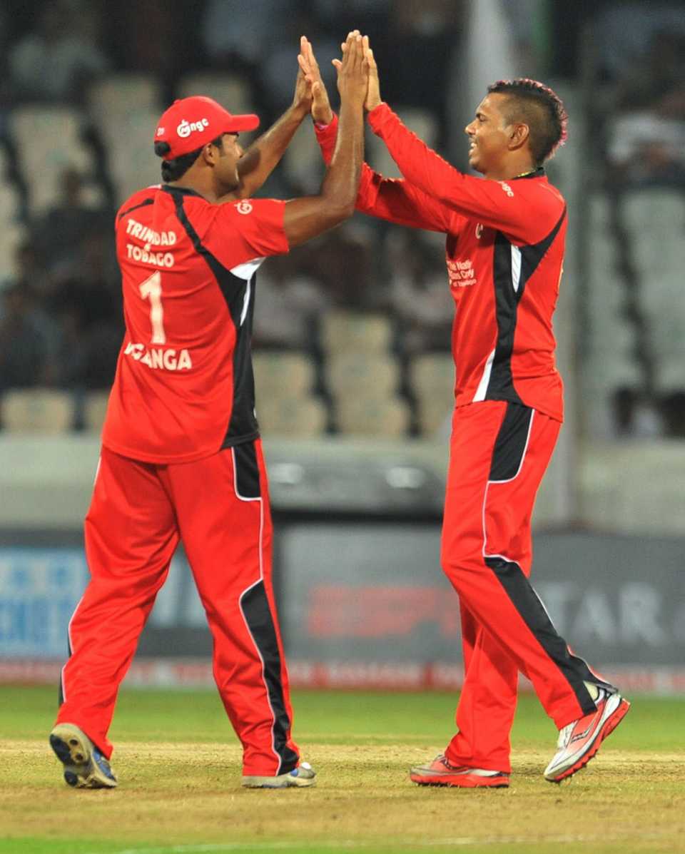 Sunil Narine celebrates a wicket, Leicestershire v Trinidad &Tobago, CLT20 qualifier, Hyderabad, September 20, 2011
