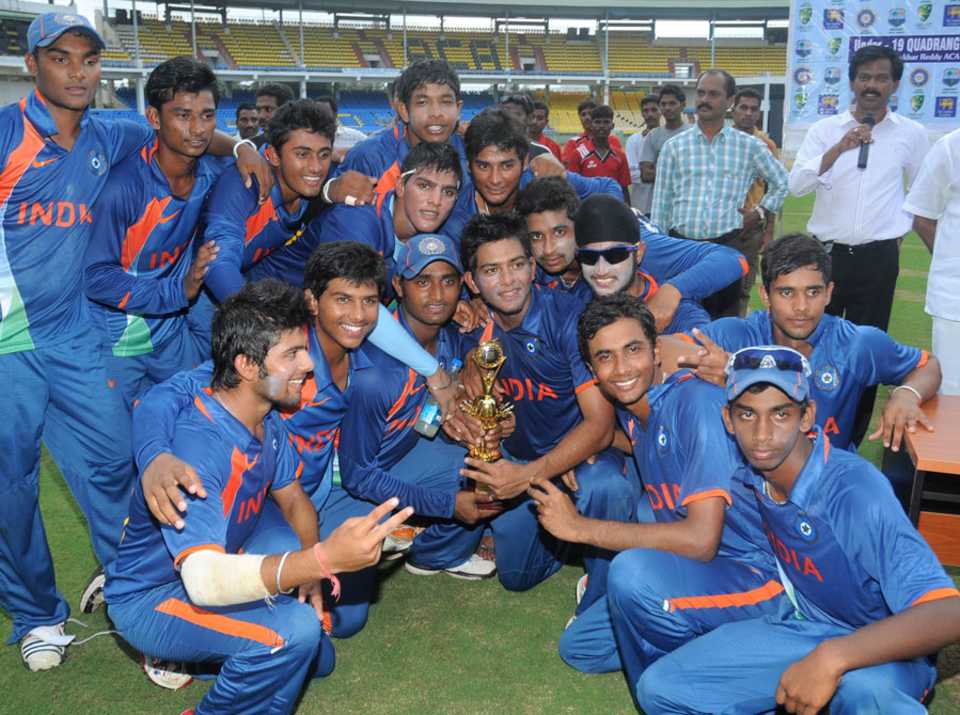 The India Under-19 side celebrate their win, India U-19 v Sri Lanka U-19, final, Quadrangular series, Visakhapatnam, October 9, 2011