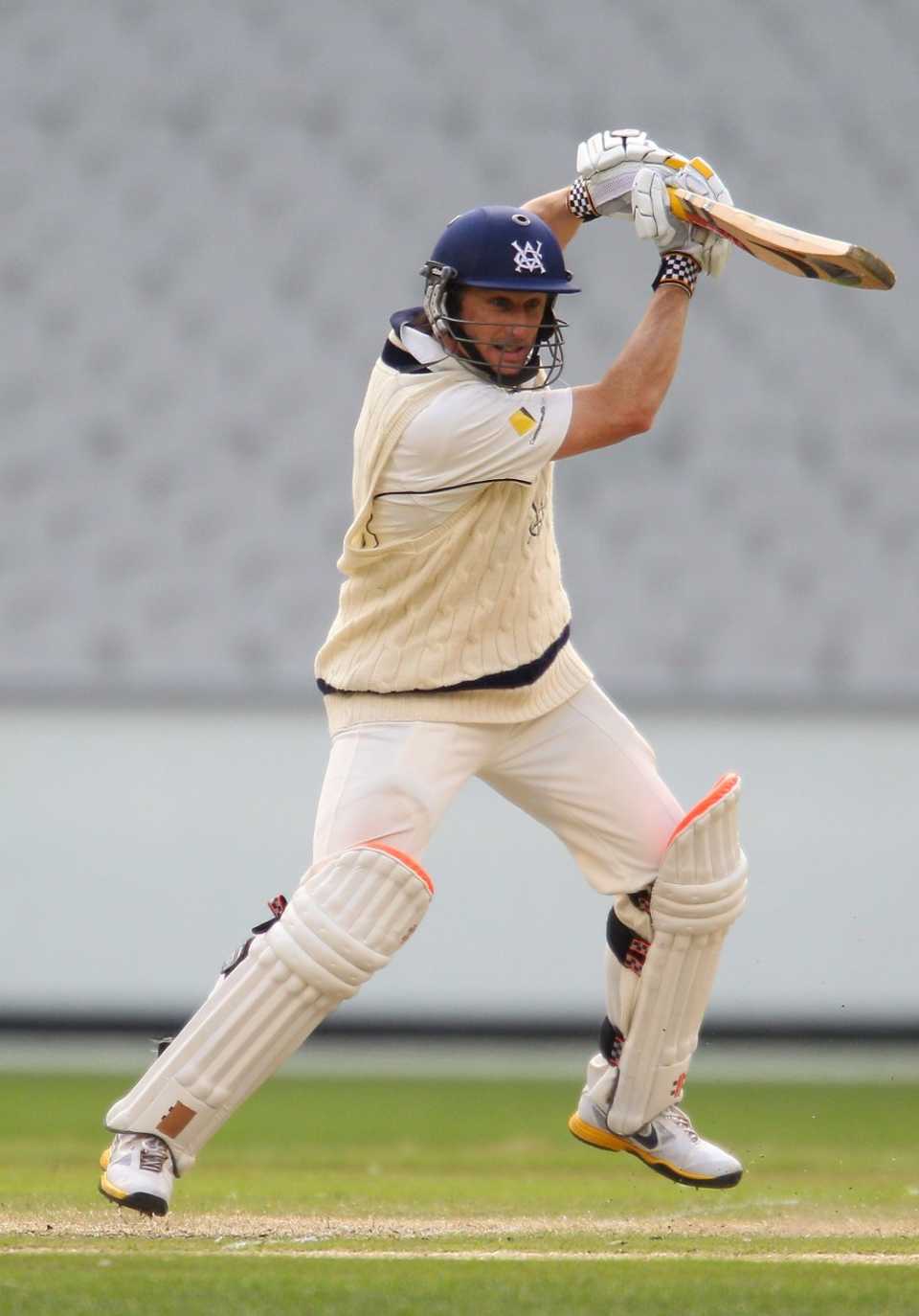 David Hussey punches through the off side, Victoria v Queensland, Sheffield Shield, Melbourne, 3rd day, December 4, 2011