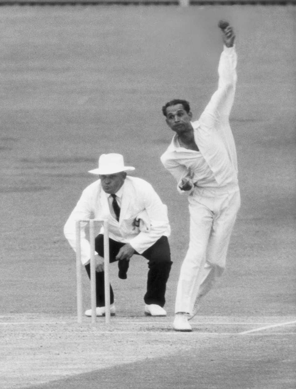 Bapu Nadkarni bowling against Australia