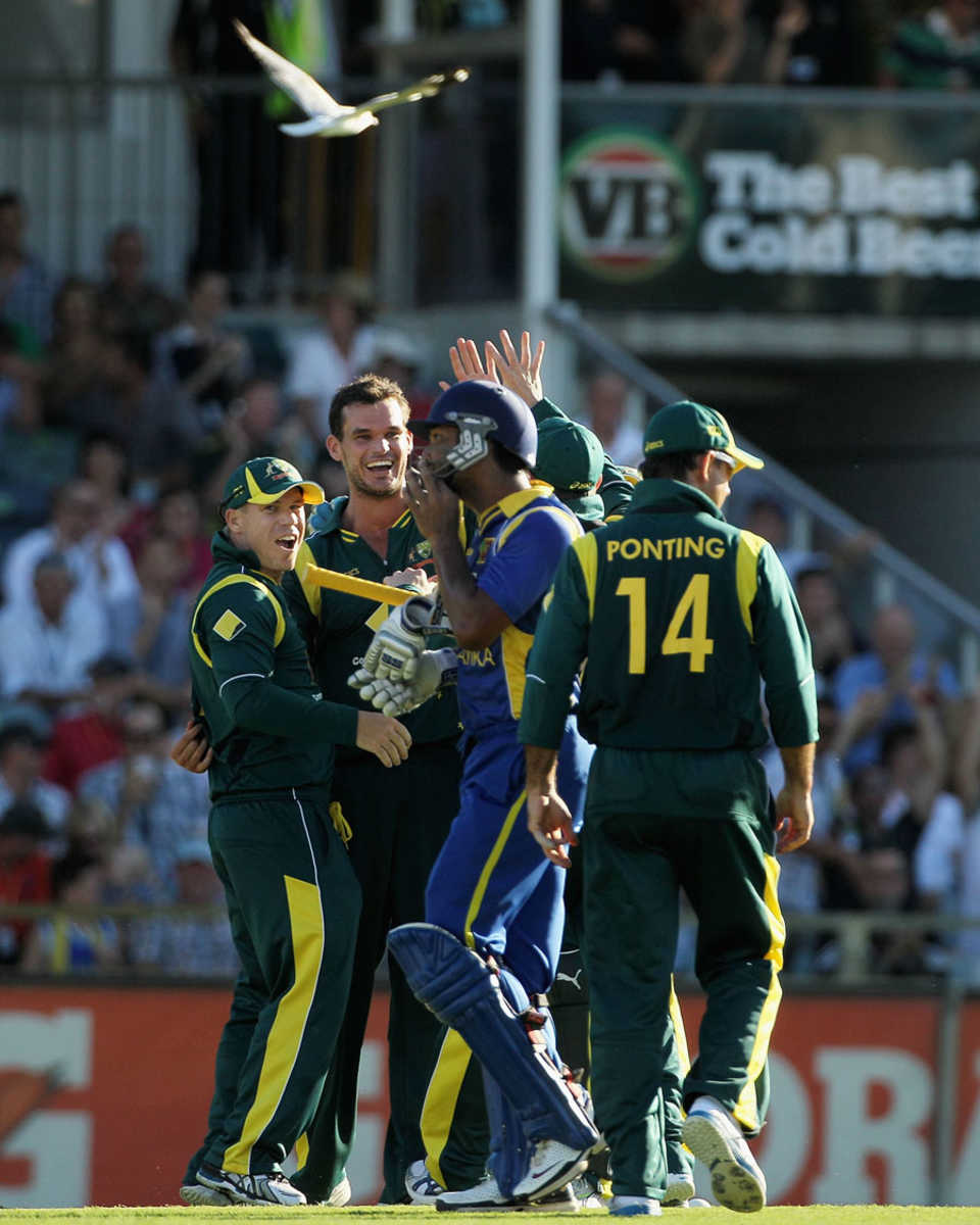 The Australians celebrate a wicket, Australia v Sri Lanka, Commonwealth Bank Series, Perth, February 10, 2012