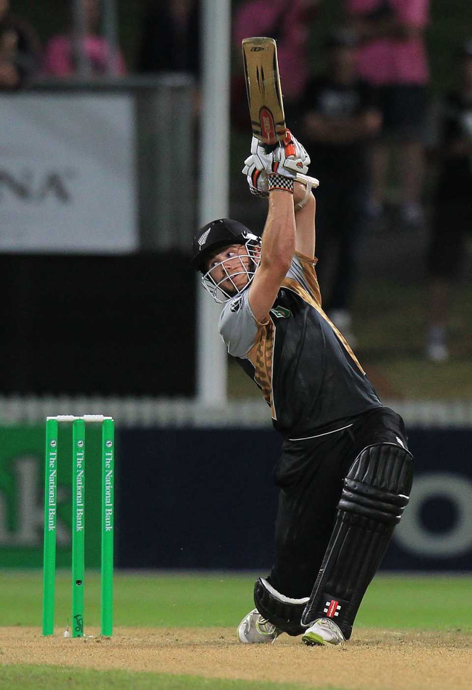 Kane Williamson hit 20 off five balls, New Zealand v Zimbabwe, 2nd Twenty20 international, Hamilton, February 14, 2012 