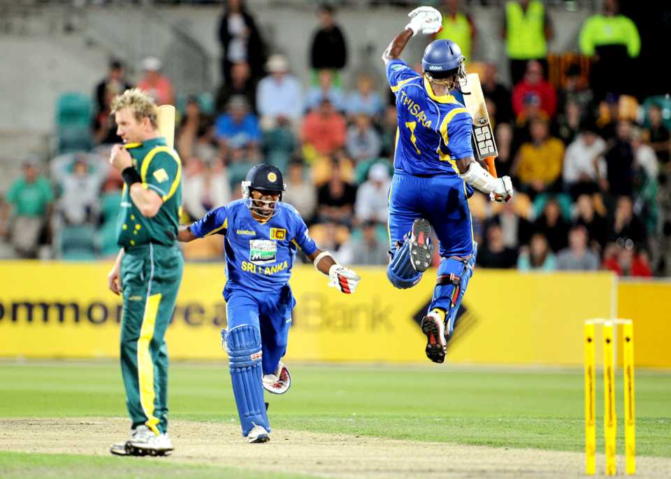 Nuwan Kulasekara and Thisara Perera celebrate Sri Lanka's win, Australia v Sri Lanka, CB Series, Hobart, February 24, 2012
