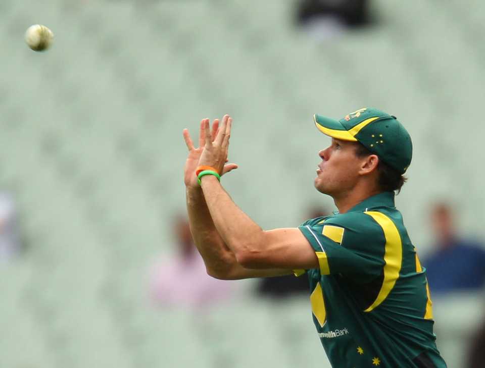 Clint McKay takes a catch to dismiss Dinesh Chandimal, Australia v Sri Lanka, CB series, Melbourne, March 2, 2012