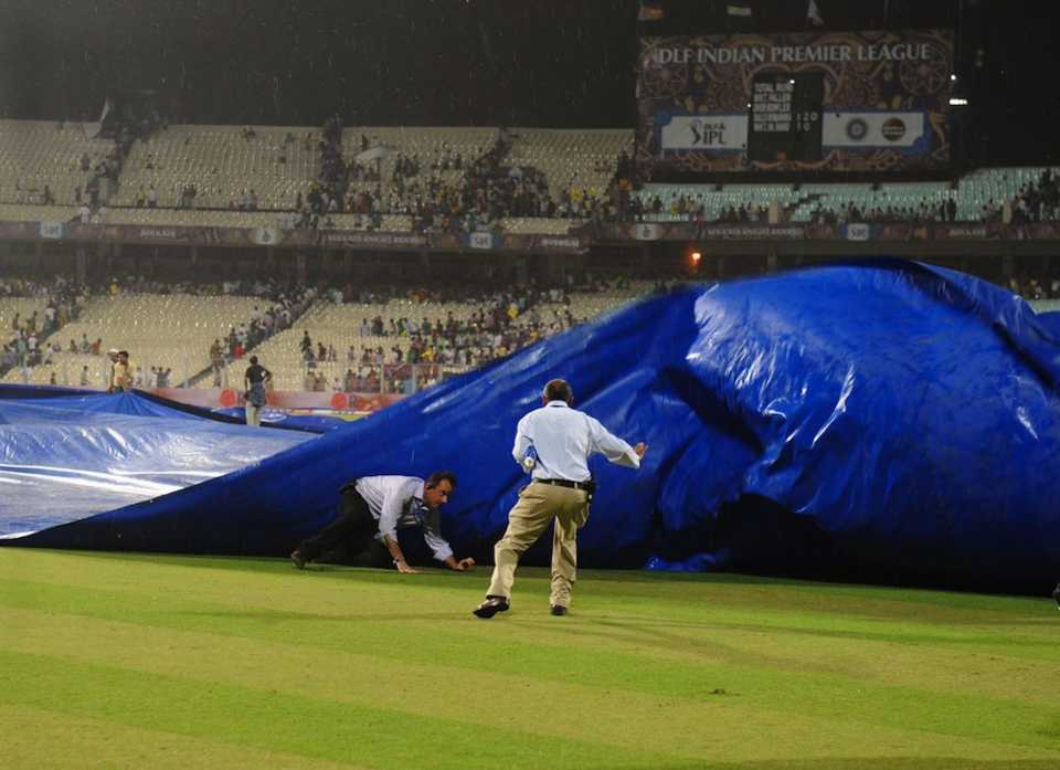 Strong winds blows away some covers at Eden Gardens