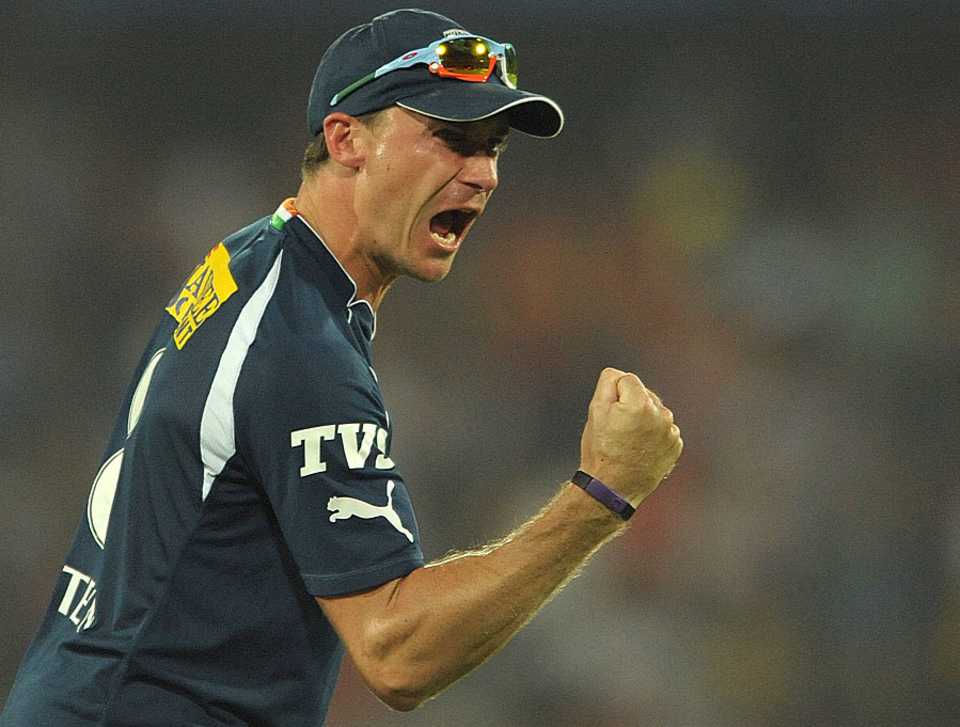 Dale Steyn rattled Royal Challengers Bangalore with figures of 3 for 8
