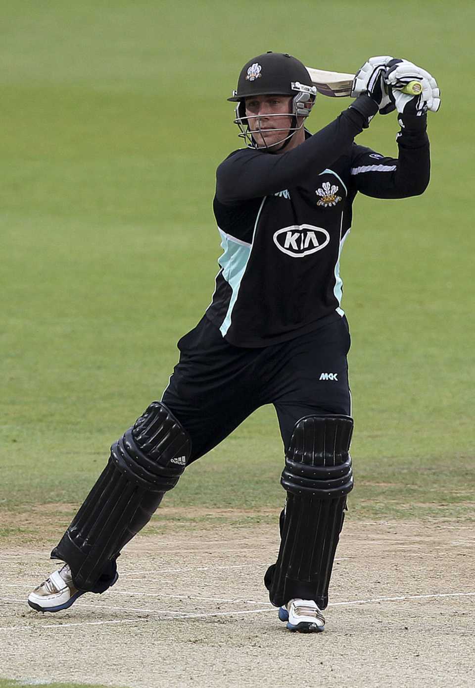 Rory Hamilton-Brown hits through the off side after a delayed start, Surrey v Hampshire, Clydesdale Bank 40, Group B, The Oval, June 3, 2010