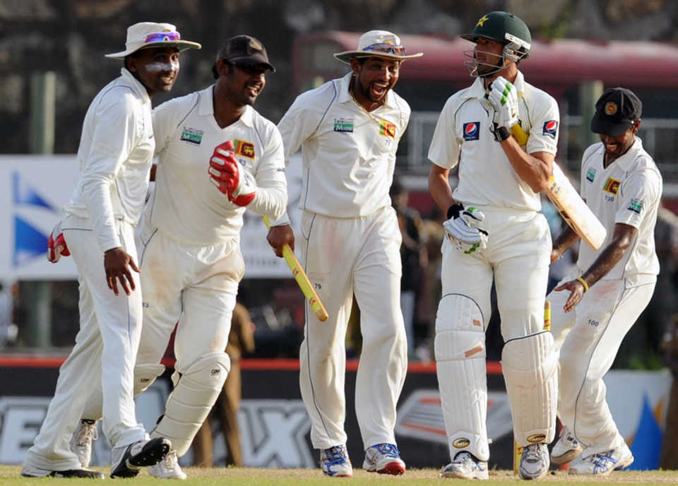 Sri Lanka are ecstatic after picking up the final wicket, Sri Lanka v Pakistan, 1st Test, Galle, 4th day, June 25, 2012