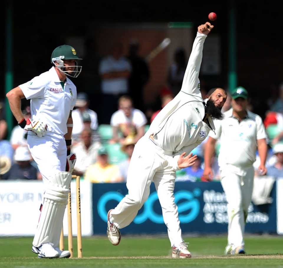 Moeen Ali picked up two wickets