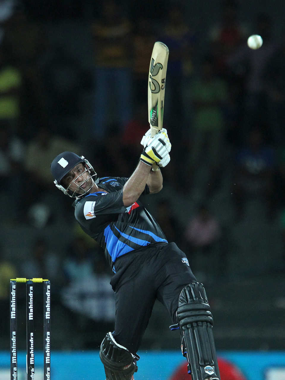Wayamba's Azhar Mahmood hits a ball hard, Wayamba v Uva, SLPL, 1st semi-final, Colombo, August 28, 2012