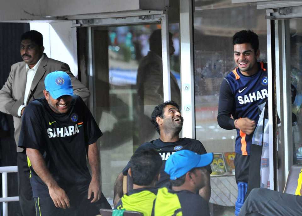 MS Dhoni, Irfan Pathan and Virat Kohli share a joke, India v New Zealand, 1st T20I, Visakhapatnam, September 8, 2012