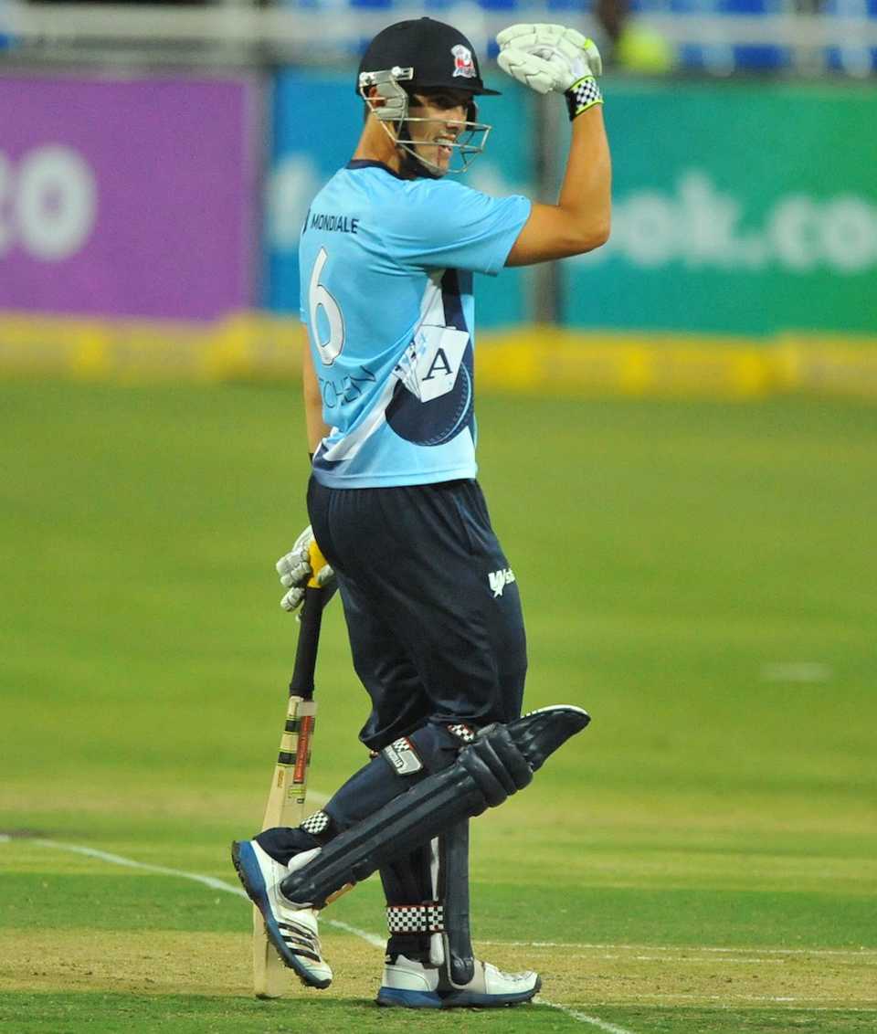 Anaru Kitchen finished the match with a six, Auckland Aces v Sialkot Stallions, Champions League T20, Johannesburg, October 9, 2012