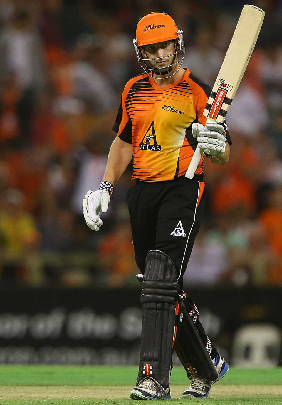 Shaun Marsh's 56 led Perth Scorchers to an easy win