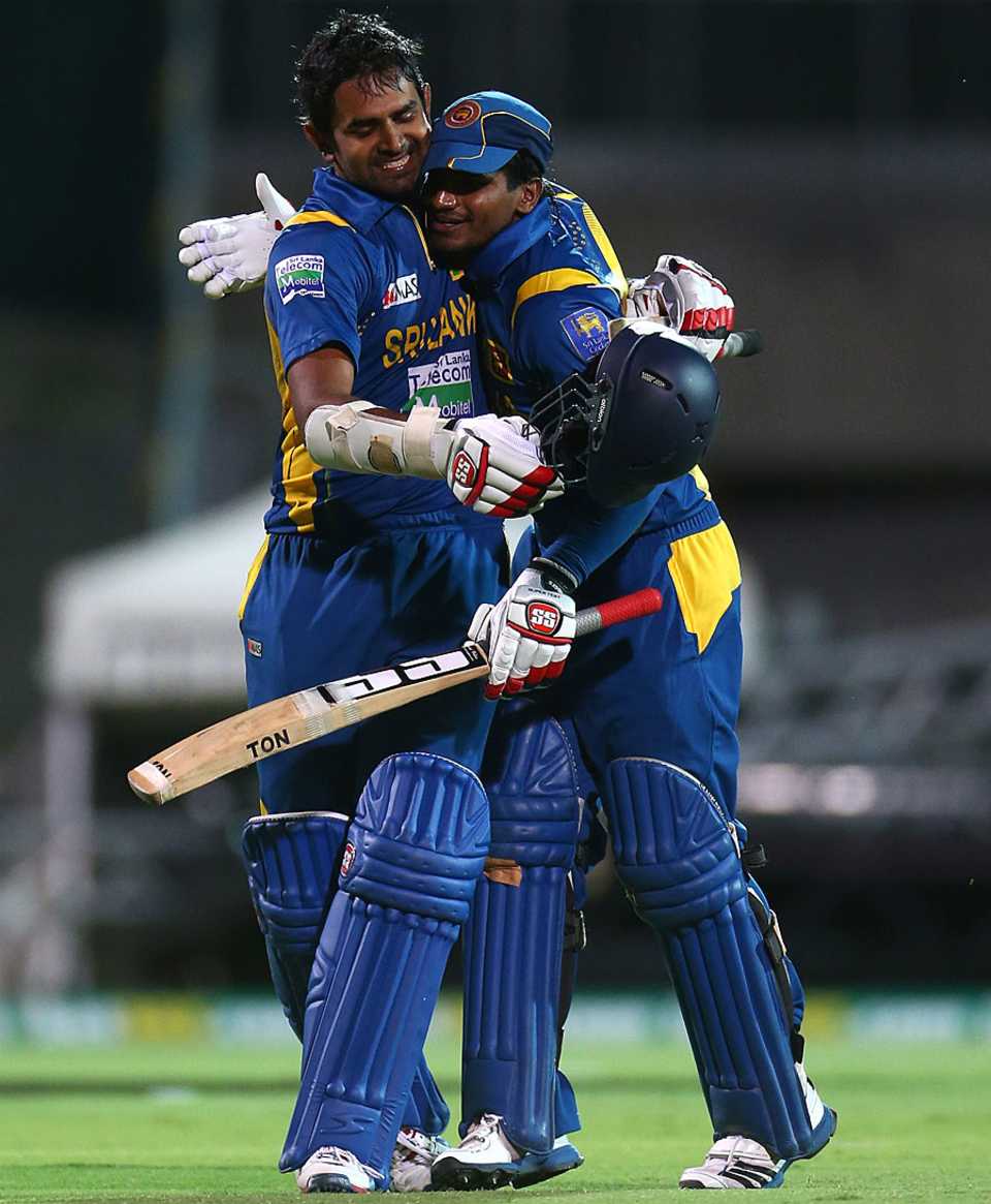 Lahiru Thirimanne hit the winning runs and completed his century, Australia v Sri Lanka, 2nd ODI, Adelaide, January 13, 2013