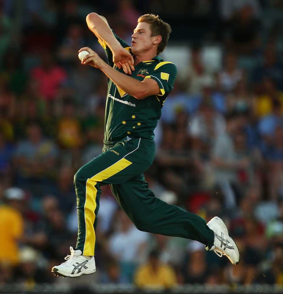James Faulkner in delivery stride, Australia v West Indies, 3rd ODI, Canberra, February 6, 2013