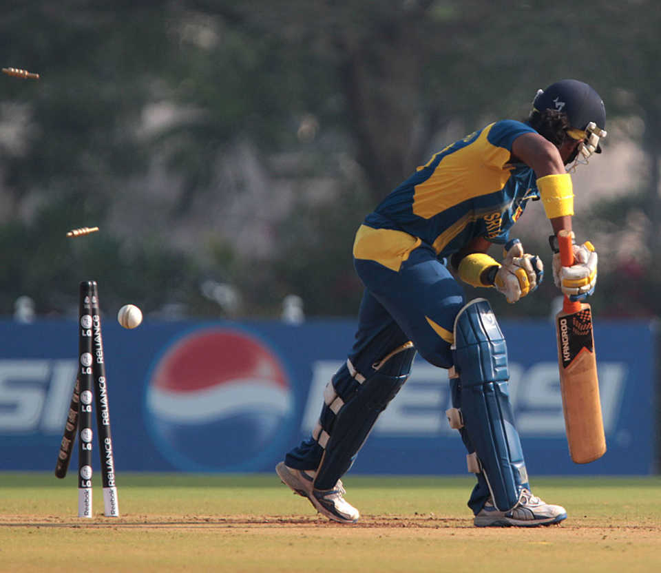 Chamari Atapattu was bowled for a duck, New Zealand v Sri Lanka, Women's World Cup 2013, Super Six, Mumbai, February 8, 2013