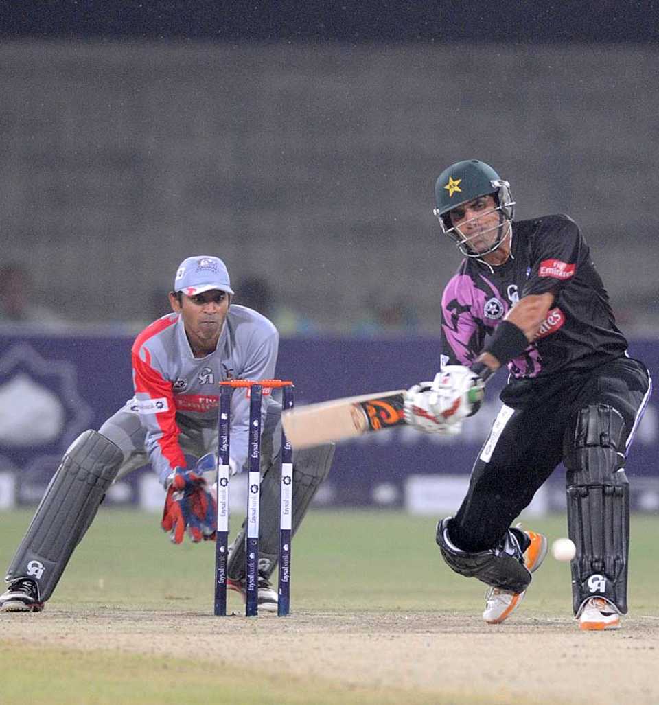 Misbah-ul-Haq goes after one, Faisalabad Wolves v Sialkot Stallions, Faysal Bank Super Eight T20 Cup final, Lahore, March 31, 2013