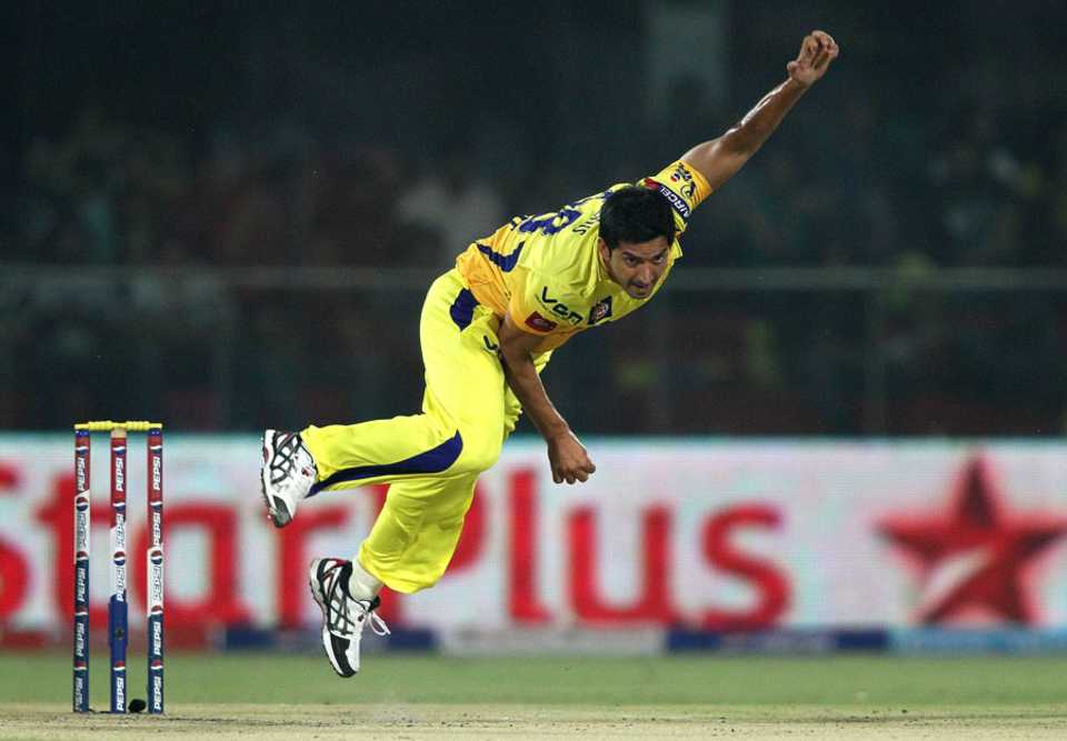 Mohit Sharma delivers the ball